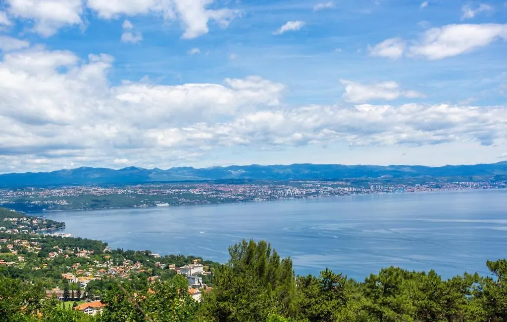 Apartment Milena 3 Opatija By Villas Guide Lovran