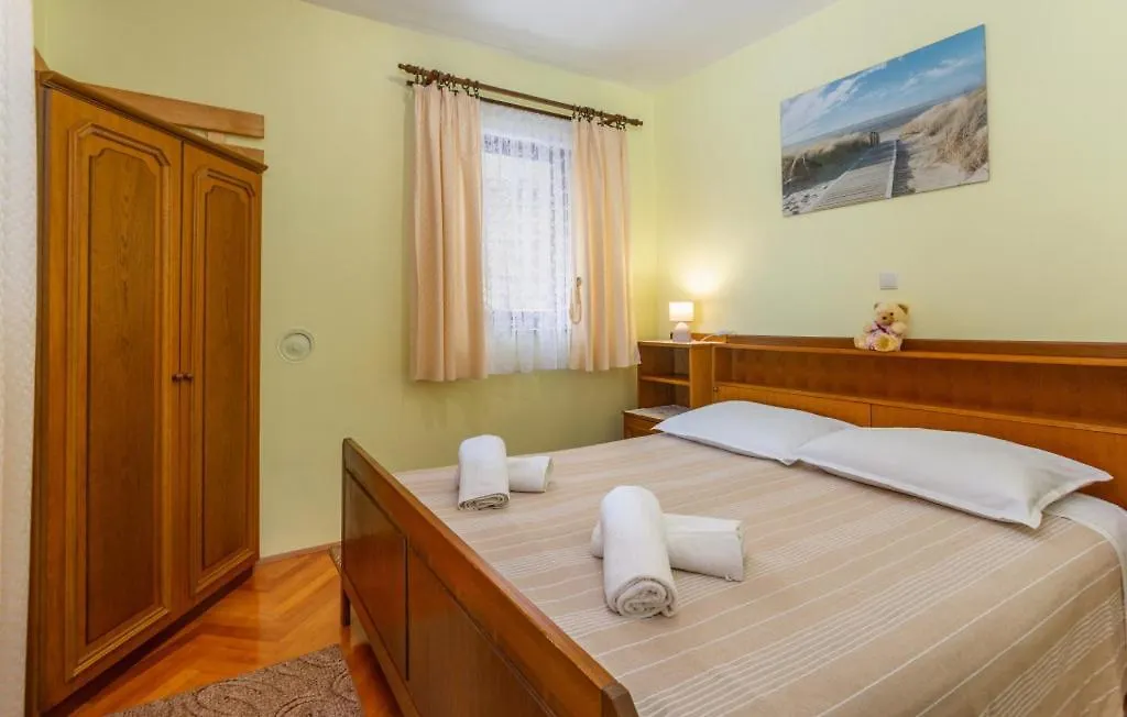 Apartment Milena 3 Opatija By Villas Guide Lovran